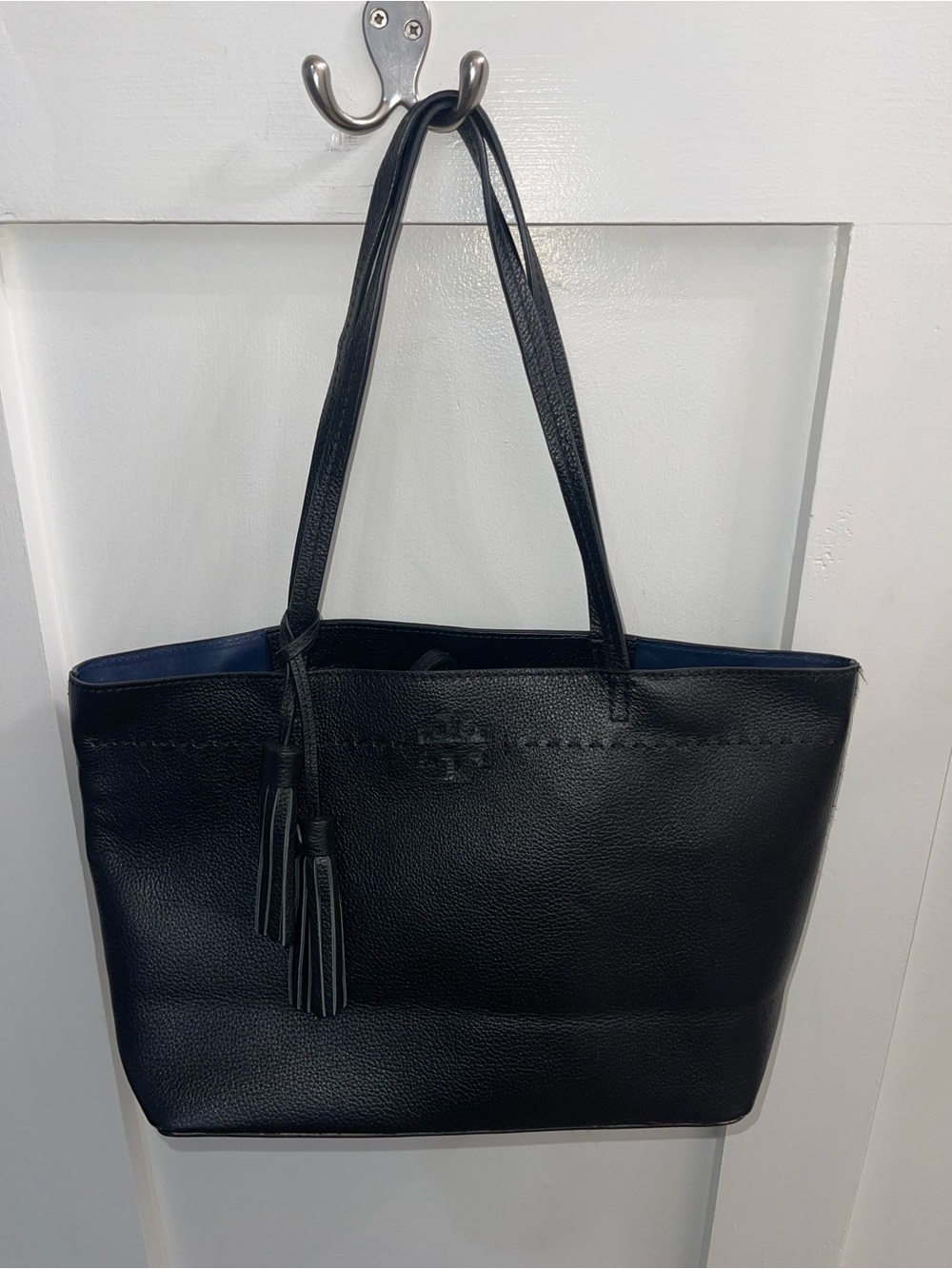TORY BURCH McGraw Leather Logo Tote Bag Women Black With Tassel Genuine. READ!